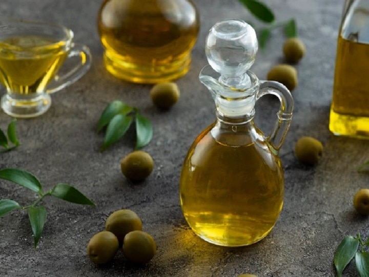 बल मजबत बनन ह त जतन लगइय  Olive Oil For Hair  Beauty Tips   ऑलव ऑयल  जतन तल  बल क दखभल  Hindi Boldsky