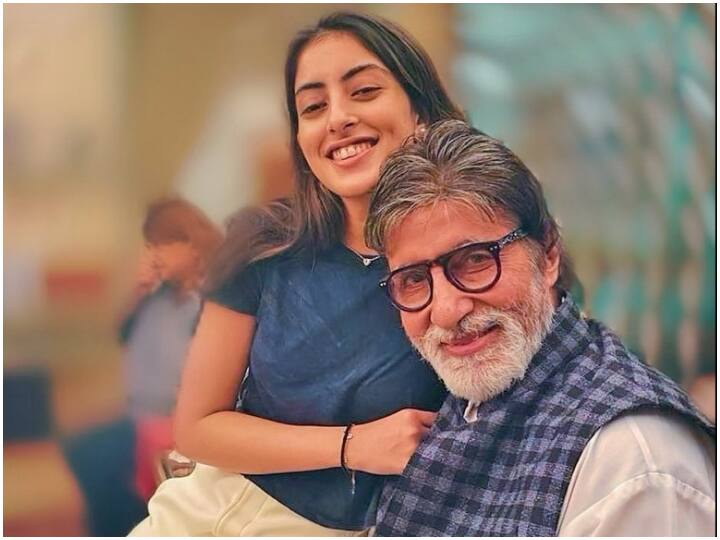 Amitabh Bachchan grand daughter Navya Naveli Nanda share saree look photos on social media Navya Naveli Nanda : ‘बिग बीं’च्या नातीचा साडी लूक पाहून चाहते झाले घायाळ, ‘मामू’ अभिषेकनेही केले कौतुक!