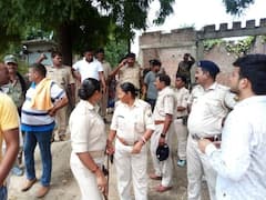 बिहार: खाद लेने के दौरान असामाजिक तत्वों और पुलिस के बीच झड़प, पांच पुलिसकर्मी जख्मी