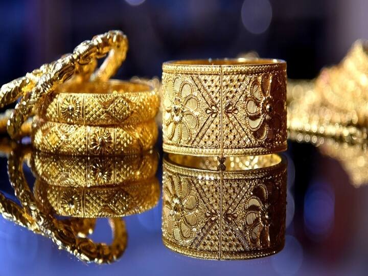Gold-Silver Rate, 29 Dec: நேற்று மாலையில் ஏறிய தங்கம் விலை, காலையில் இறக்கம் - இன்றைய நிலவரம் இதுதான்