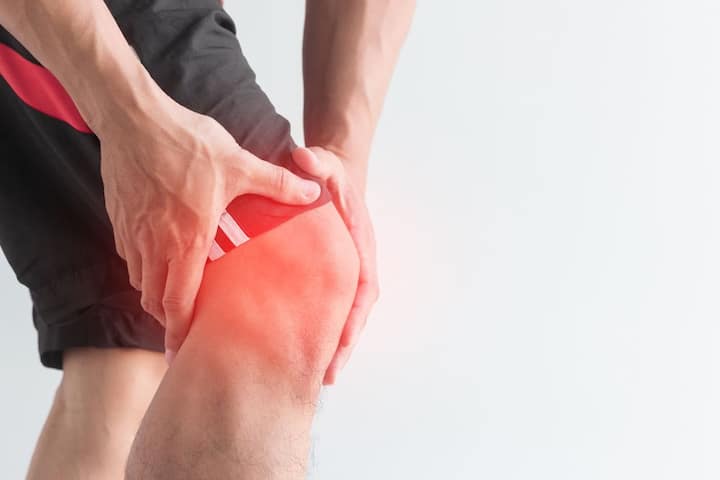 Facts you should know about knee pain Knee Pain: మోకాళ్ల నొప్పులతో బాధపడుతున్నారా? ఈ చిట్కాలు ట్రై చేయండి