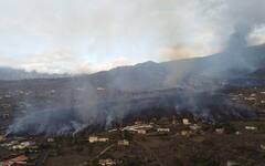 Spain Volcano Eruption: வெடித்துச் சிதறும் எரிமலை.. எரியும் ஸ்பெயின்.. வெளியேறும் மக்கள் - போட்டோஸ்!