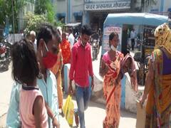 Viral Fever in Bihar: वायरल बुखार से पीड़ित बच्चों में मिल रहे टाइफाइड के लक्षण, 93 में 39 बच्चे पॉजिटिव