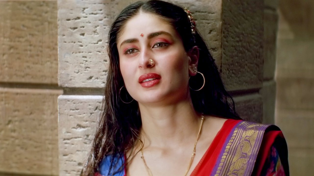 Chameli को करने से पहले कन्फ्यूजन में थीं Kareena Kapoor Khan, घरवालों को बताई थी ये बात तो मिला था ये रिएक्शन