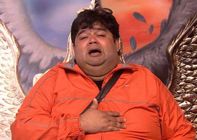 Rajat Rawail: रजत रवैल, जिन्होंने 'बिग बॉस 7' में भाग लेने से पहले 'बिग बॉस' होस्ट सलमान खान के साथ काम किया था. वो ज्यादा वक्त तक घर के अंदर नहीं रह सके. रजत ने सलमान को भी अपने व्यवहार से हैरान कर दिया, जब उन्होंने वहां से जाने की मांग की.