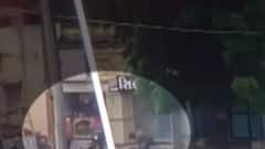 સુરેન્દ્રનગર: લીબડીમાં બે જૂથ વચ્ચે મારામારી, CCTV ફૂટેજ આવ્યા સામે, જુઓ ગુજરાતી ન્યુઝ