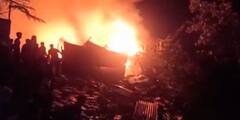Siliguri: শিলিগুড়িতে ভয়াবহ অগ্নিকাণ্ডে পুড়ে ছাই পরপর তিনটি বাড়ি