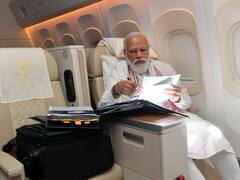 PM Modi US Visit: सफर के दौरान काम में जुटे रहे पीएम मोदी, शेयर की ये तस्वीर