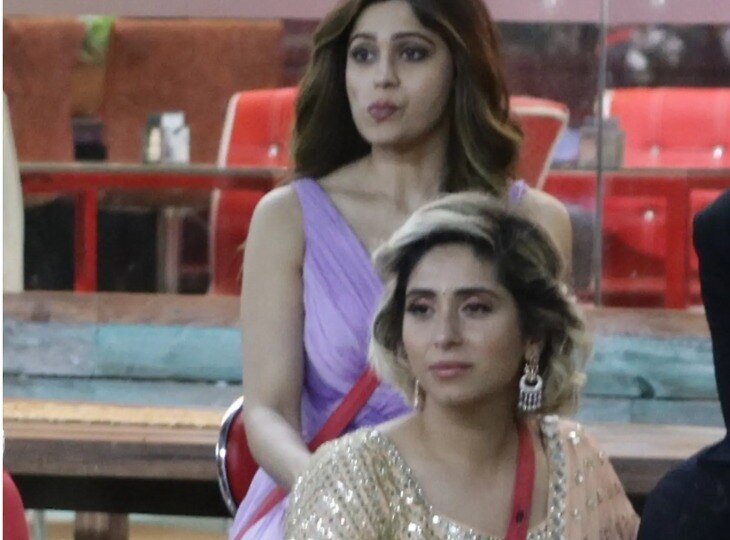 Shamita Shetty ने Bigg Boss OTT कंटेस्टेंट Neha Bhasin के लिए लिखा प्यार भरा नोट, 'मेरे ज़ख़्मी दिल के लिए तुम्हारी आवाज़ किसी बाम के जैसी थी