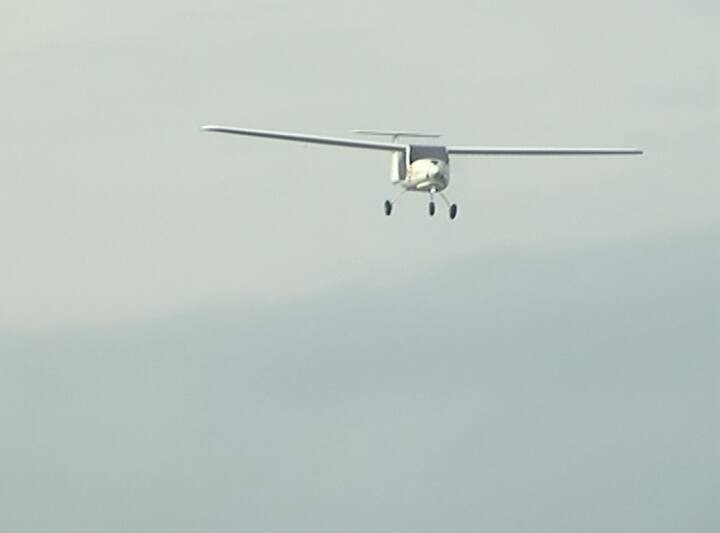 ਆਈਏਐਫ ਨੇ 1971 ਦੇ ਯੁੱਧ ਦੇ 'ਸਵਰਨਿਮ ਵਿਜੇ ਦਿਵਸ' ਨੂੰ ਮਨਾਉਣ ਲਈ ਚੰਡੀਗੜ੍ਹ ਪ੍ਰਸ਼ਾਸਨ ਦੇ ਸਹਿਯੋਗ ਨਾਲ ਇਹ ਏਅਰ ਸ਼ੋਅ ਦਾ ਆਯੋਜਿਤ ਕੀਤਾ ਸੀ।