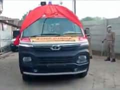 Prayagraj: पोस्टमार्टम के बाद बाघम्बरी मठ ले जाया जाएगा Mahant Narendra Giri का शव, ये रहेगा रूट