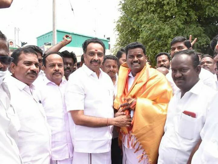 ’முதல்வர் ஆணைப்படி தேர்தல் வெற்றிக்கு உழைக்க வேண்டும்’- முன்னாள் அமைச்சர் பேச்சால் சர்ச்சை...!