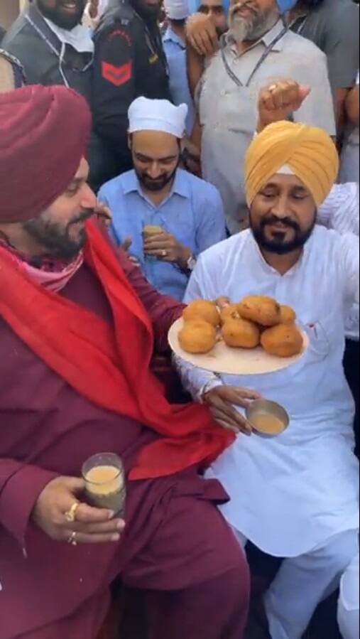 ਗਿਆਨੀ ਟੀ ਸਟਾਲ 'ਤੇ ਮੁੱਖ ਮੰਤਰੀ ਚੰਨੀ ਦੀ ਮਹਿਫਲ