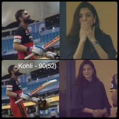 Virat Anushka Stadium Romance: स्टेडियम में एक दूसरे को जमकर FLYING KISS देते हैं विराट अनुष्का, देखिए तस्वीरों में