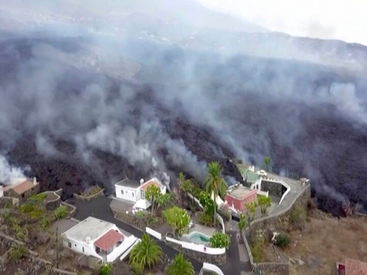 La Palma Volcano: स्पेन में 50 साल बाद फिर फटा ज्वालामुखी, अमेरिका से कनाडा तक सुनामी का अलर्ट जारी