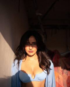 In Pics: बिहार के मिडिल क्लास इंजीनियर शर्मा जी की बेटी का बॉलीवुड में हंगामा, करीना से लेकर दीपिका के होश किए फाख्ता