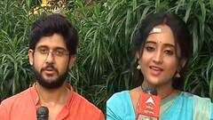 Hoy Maa Noy Bouma: প্রিয় অভিনেতার জন্য কী গান গাইলেন মিঠাই-উচ্চেবাবু? | Bangla News