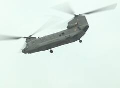 ਸੁਖਨਾ ਝੀਲ 'ਤੇ ਹਵਾਈ ਸੈਨਾ ਦਾ ਸ਼ਾਨਦਾਰ ਏਅਰ ਸ਼ੋਅ, ਦੇਖੋ ਤਸਵੀਰਾਂ