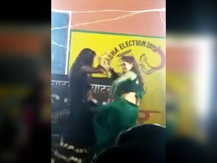 Video Viral: creating environment in villages for Panchayat elections 2021 Organize Bar Girl dance in Buxar ann Video Viral: पंचायत चुनाव के लिए गांवों में बनाया जा रहा ‘माहौल’, बक्सर में हुआ बार-बालाओं का डांस, FIR दर्ज