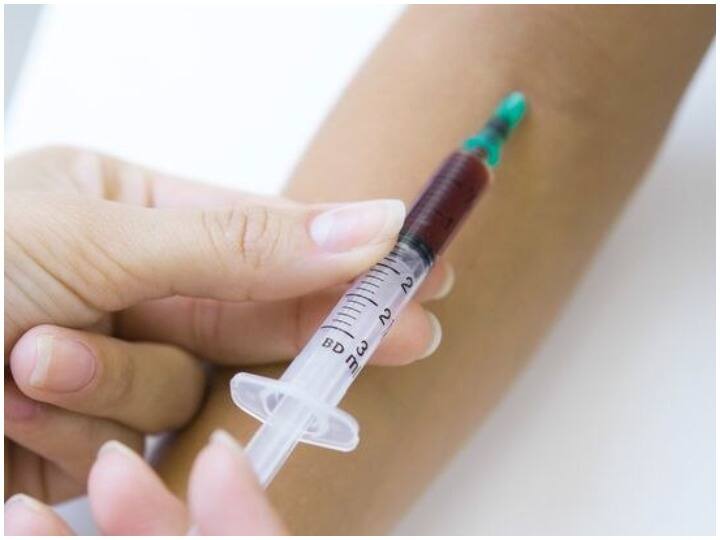 Galleri Blood Test new blood test can detect 50 types of cancer Britain starts world's largest trial Galleri Blood Test: 50 प्रकार के कैंसर का नए ब्लड टेस्ट से चलेगा पता, ब्रिटेन ने शुरू किया दुनिया का सबसे बड़ा ट्रायल