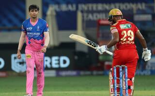 IPL 2021, PBKS vs RR: છેલ્લી ઓવરમાં 1 રન આપીને રાજસ્થાનને જીતાડનારા ત્યાગીને કોણે ગણાવ્યો 'બ્રેટ લી' ?