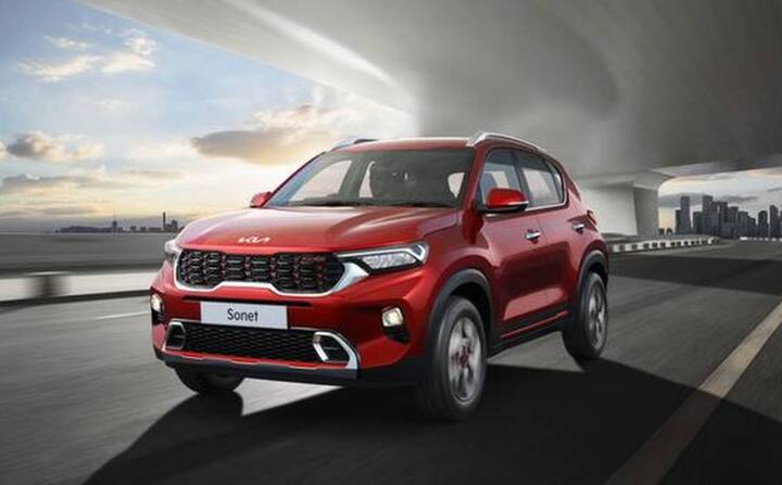 ਕੀਆ ਸੈਲਟੋਸ ਨਾਲ, ਇਸ ਕਾਰ ਨੇ ਭਾਰਤੀ ਬਾਜ਼ਾਰ ਵਿੱਚ ਆਪਣੀ ਥਾਂ ਪੱਕੀ ਕਰ ਲਈ ਹੈ। ਇਹ ਕੰਪਨੀ ਦੀ ਭਾਰਤ 'ਚ ਪਹਿਲੀ ਕਾਰ ਸੀ, ਜਿਸ ਨੂੰ ਭਾਰਤ 'ਚ ਕਾਫੀ ਪਸੰਦ ਕੀਤਾ ਗਿਆ ਸੀ। ਕੰਪਨੀ ਨੇ ਪਿਛਲੇ ਸਾਲ ਭਾਰਤ ਵਿੱਚ Kia Sonnet SUV ਲਾਂਚ ਕੀਤੀ ਸੀ।