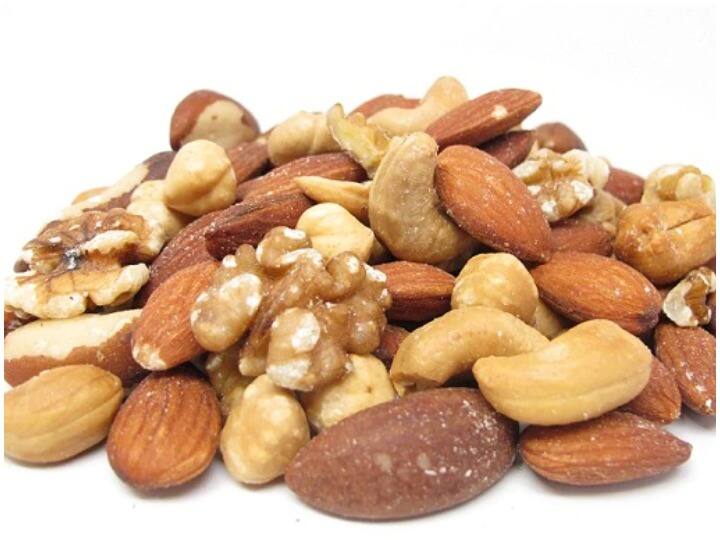 Start Your Day With Soaked walnuts and almonds this habit will give amazing benefits भीगे बादाम और अखरोट खाकर दिन की करें शुरुआत, इस आदत के मिलेंगे शानदार फायदे