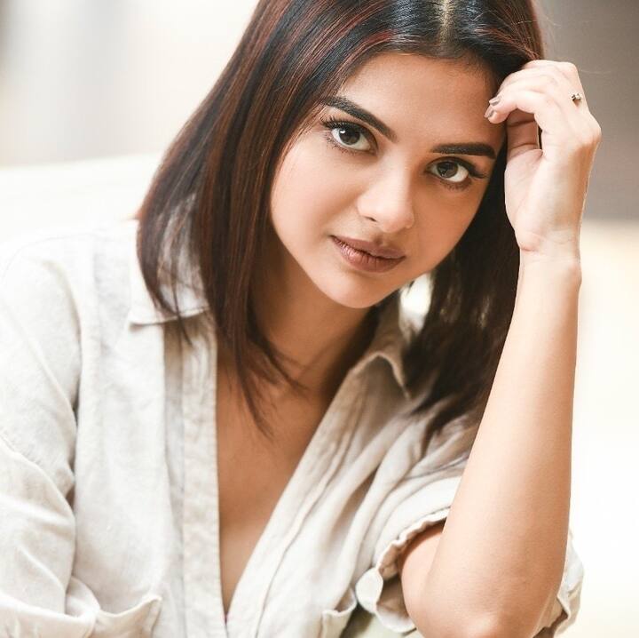 আজ থেকে ১৬ বছর পর কেমন থাকবে এই শহর, তাই নিয়েই তৈরি হচ্ছে ‘সাড়ে সাইত্রিশ’।