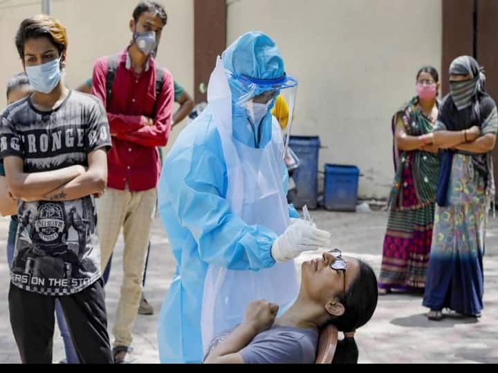 India Coronavirus  reports 10,929 new cases and 392 deaths in last 24 hours India Coronavirus : দেশে করোনায় একলাফে ৭৭ শতাংশেরও বেশি বাড়ল দৈনিক মৃত্যু