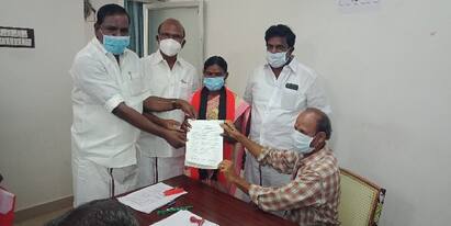Local body election: 12 nominees for a ward councilor post in Dharmapuri உள்ளாட்சி இடைத் தேர்தல்: தருமபுரியில் ஒரு வார்டு கவுன்சிலர் பதவிக்கு 12 பேர் வேட்புமனு