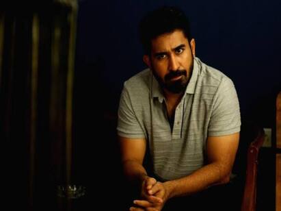 vijay antony emotional speech kodiyil oruvan success meet Vijay Antony | இசை அறிவில்ல.. நடிக்கக்கூட தெரியாது -  உணர்ச்சிவசப்பட்டு பேசிய விஜய் ஆண்டனி..