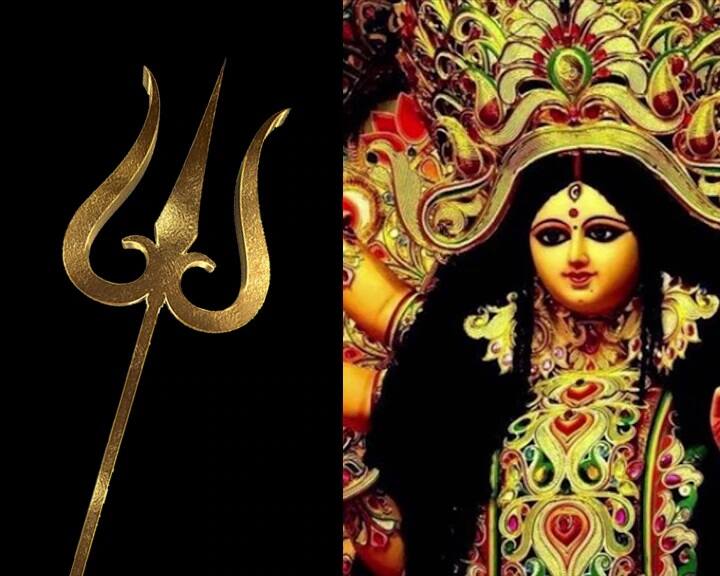 মহামায়ার হাতে ত্রিশূল তুলে দিয়েছিলেন স্বয়ং শিব৷ কথিত আছে, ত্রিশূলের তিনটি ফলার আলাদা আলাদা ব্যাখ্যা আছে। মানুষ তিনটি গুণ, সত্য, তমঃ, রজঃ -র প্রতীক ত্রিশূলের তিন ফলা।