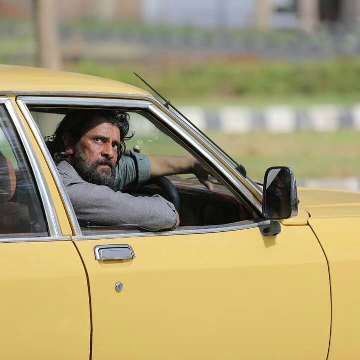 கார்த்திக் சுப்புராஜ் இயக்கத்தில் விக்ரம், துருவ் விக்ரம் இணைந்து நடித்திருக்கும் படம்  ‘மகான்’.