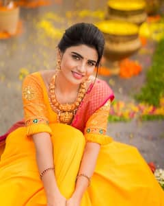 Jabardasth Varsha Latest Photos: ఎల్లో డ్రెస్ లో బాపుబొమ్మలా మెరిసిపోతున్న వర్ష