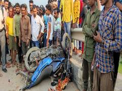 Bihar News: तेज रफ्तार कंटेनर ने बाइक सवार दो महिलाओं को रौंदा, घटनास्थल पर हुई मौत