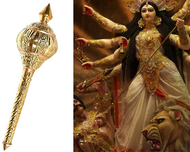 যমরাজ দেবী দুর্গাকে দিয়েছিলেন দিয়েছিলেন গদা ৷ যা কালদণ্ড নামেও পরিচিত। এই অস্ত্র আনুগত্য, ভালবাসা এবং ভক্তির প্রতীক। সেই সঙ্গে শক্তিরও প্রতীক। দশভূজার একটি গুরুত্বপূর্ণ অস্ত্র হল গদা।