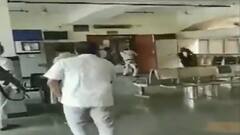 Delhi Court Firing: দিল্লির রোহিণী আদালতের মধ্যেই গ্যাংওয়ার, পুলিশের পাল্টা গুলিতে ২ আততায়ীর মৃত্যু| Bangla News