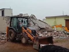 Bareilly: नशे के सौदागरों को आर्थिक तौर पर सजा देने की रणनीति, करोड़ों की सम्पत्तियों पर चला बुलडोजर, अबतक 222 तस्कर गिरफ्तार