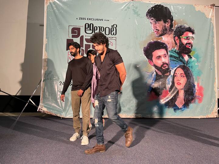 ఈ చిత్రానికి సంతు ఓంకార్  సంగీతం అందిస్తున్నాడు.