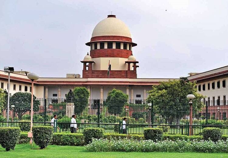 Lakhimpur Kheri violence case | Supreme Court directs UP Govt to provide protection to witnesses in incident Lakhimpur Kheri Violence Case: सुप्रीम कोर्ट ने यूपी सरकार को घटना के गवाहों को सुरक्षा देने का दिया निर्देश, कहा- तेजी से दर्ज करें गवाहों के बयान