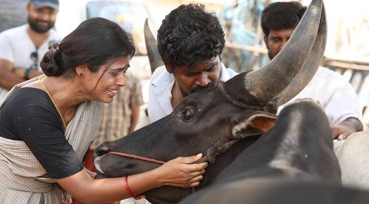 `இராமே ஆண்டாலும் இராவணன் ஆண்டாலும்’ : காளை மாடு, விவசாயம், கிராமம் மற்றும் சோசியல் மெசேஜ்!