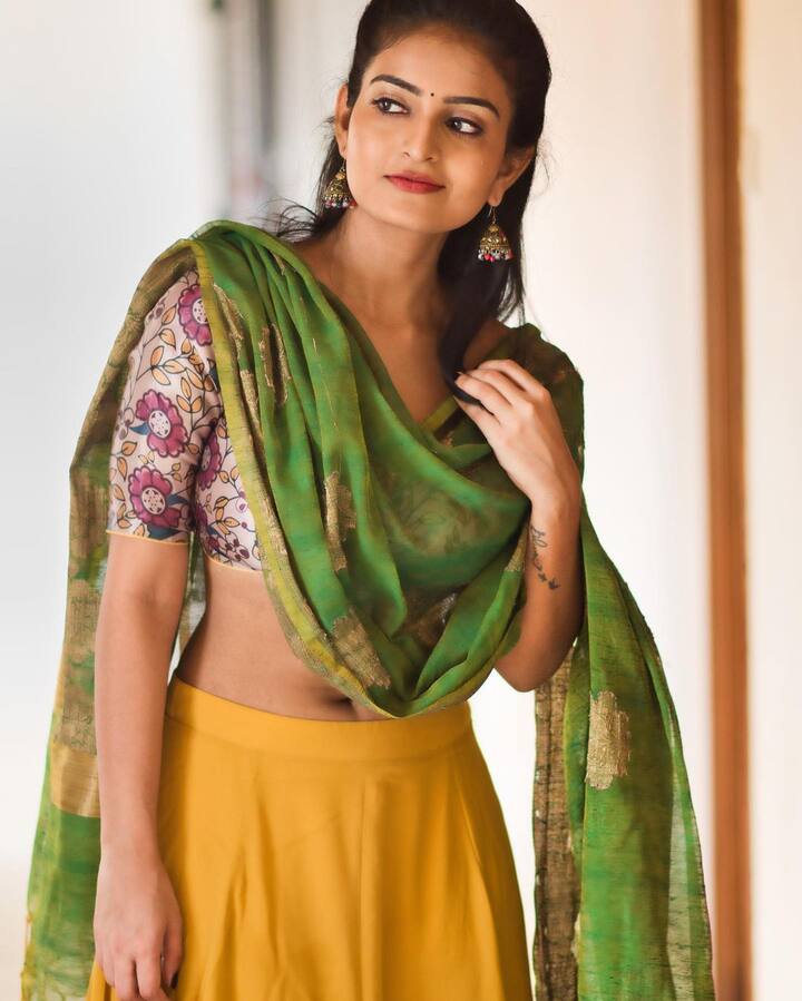 అనన్య నాగళ్ల.. కుర్రాళ్లకు వేస్తోంది అందాల వల - Image Credit: Ananya Nagalla/Instagram