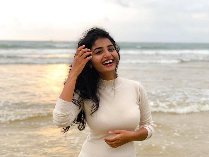 ఇటీవల విడుదలైన ‘మాస్ట్రో’ సినిమాలో చక్కని నటనతో ఆకట్టుకుంది. - Image Credit: Ananya Nagalla/Instagram