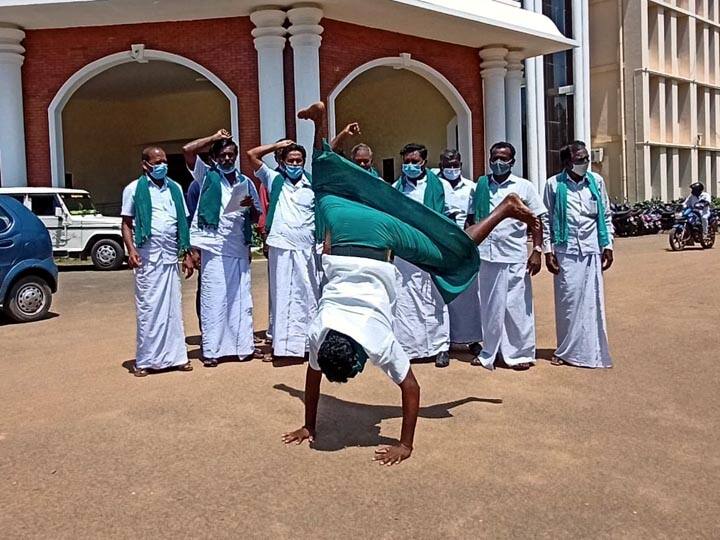 Thanjavur: SOMERSAULT farmers protest against District Collector's office விவசாயிகள் குறைதீர் கூட்டத்தில் வெளிநடப்பு - பல்டி அடித்து போராட்டம் நடத்திய விவசாயிகள்...!