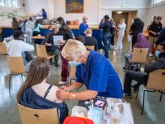 Vaccination In Israel: इजरायल ने टीका न लगवाने वाले शिक्षकों के पढ़ाने पर प्रतिबंध लगाया, स्कूलों में एंट्री पर रोक