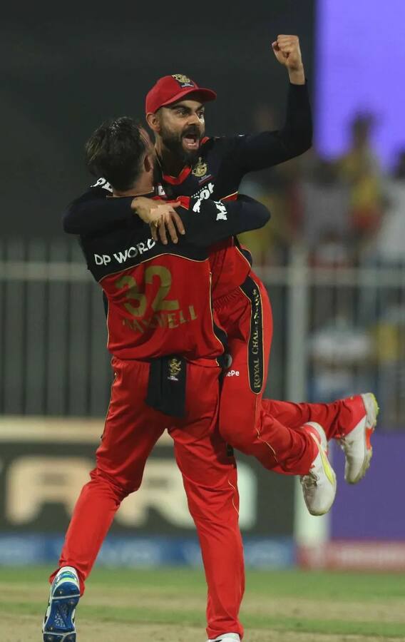 অধিনায়ক হওয়ার পর আইপিএলে ব্যাট হাতে উজ্জ্বল, জয়-পরাজয়ের নিরিখে পিছিয়ে কোহলি