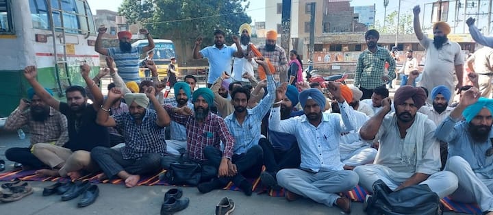 Contract employees of Punjab Roadways, Punbus and PRTC strike in 27 depots, Jalandhar bus stand to remain closed