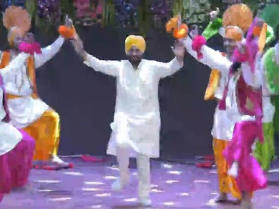 Punjab CM భల్లే భల్లే.. భాంగ్రా డ్యాన్స్‌తో చరణ్‌జిత్ సింగ్ చన్నీ జోష్