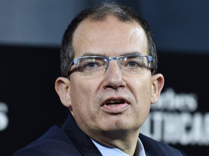 Covid-19: मॉडर्ना के CEO का दावा अगले एक साल में खत्म हो जाएगी कोविड-19 महामारी, बताई ये वजह Covid-19: Moderna CEO Stephane Bancel says- Covid-19 could be over within a year as vaccine production has increased Covid-19: मॉडर्ना के CEO का दावा अगले एक साल में खत्म हो जाएगी कोविड-19 महामारी, बताई ये वजह