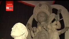 Durga Puja 2021: সর্বহারা থেকে সর্বজয়া হয়ে ওঠার কাহিনী এবার গৌরিবেড়িয়া সর্বজনীনে| Bangla News